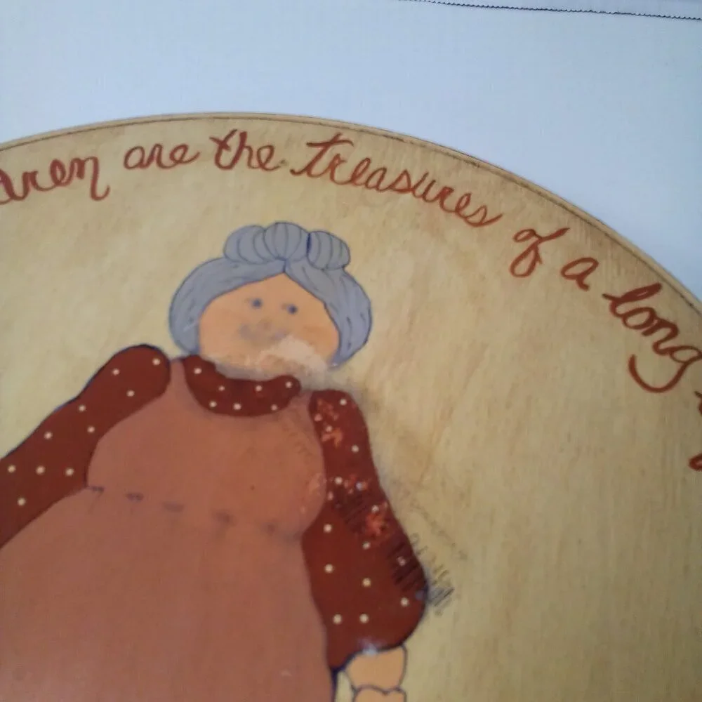 Vintage Round Cheese Box Painted Grandchildren Grandmother Cottagecore FLAW 10